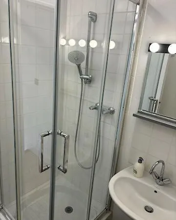 Les 4 Saisons Apartment *